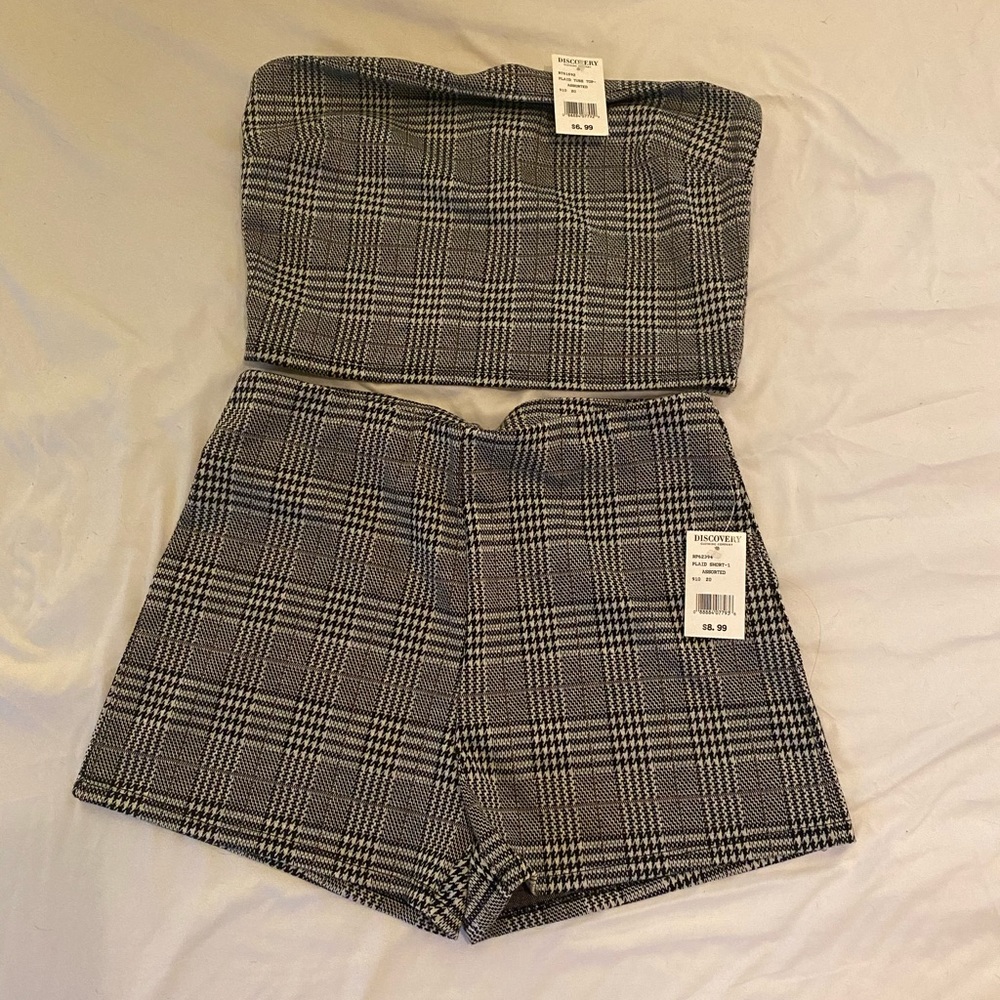 Strapless crop top/short set